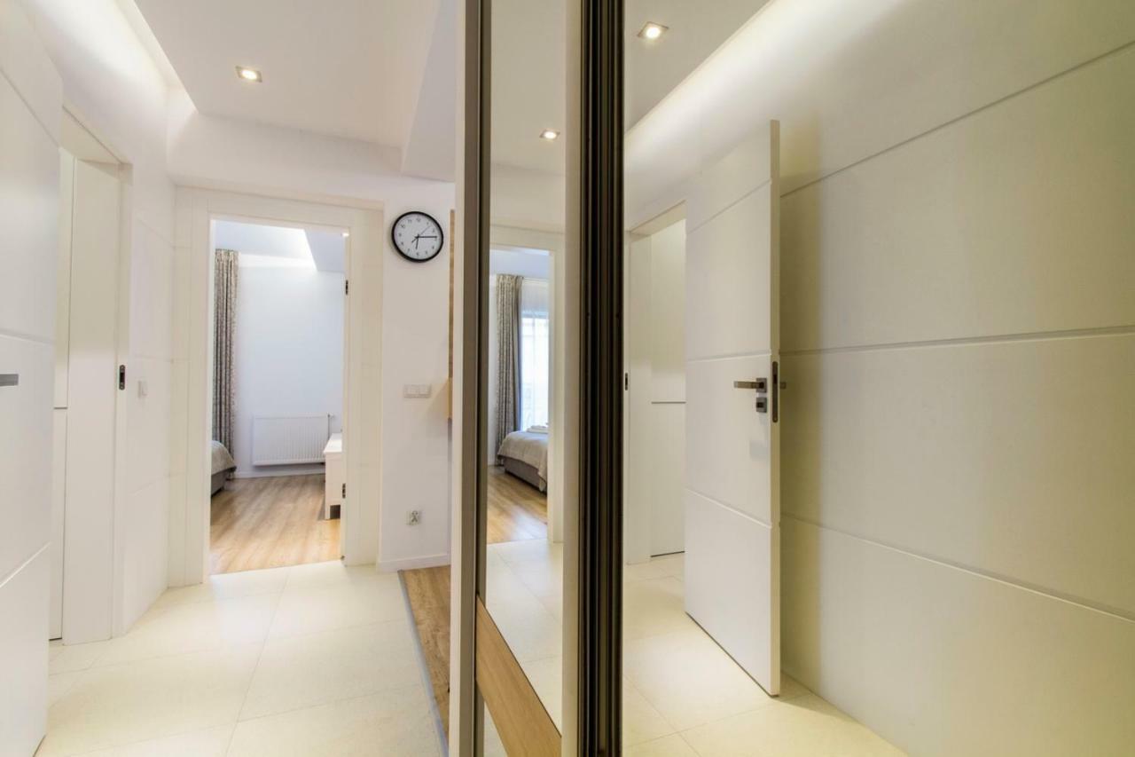 Apartament Pajo I -Rezydencja Tatry--Grota Solna--Taras--Garaz Podziemny ซาโกปาเน ภายนอก รูปภาพ