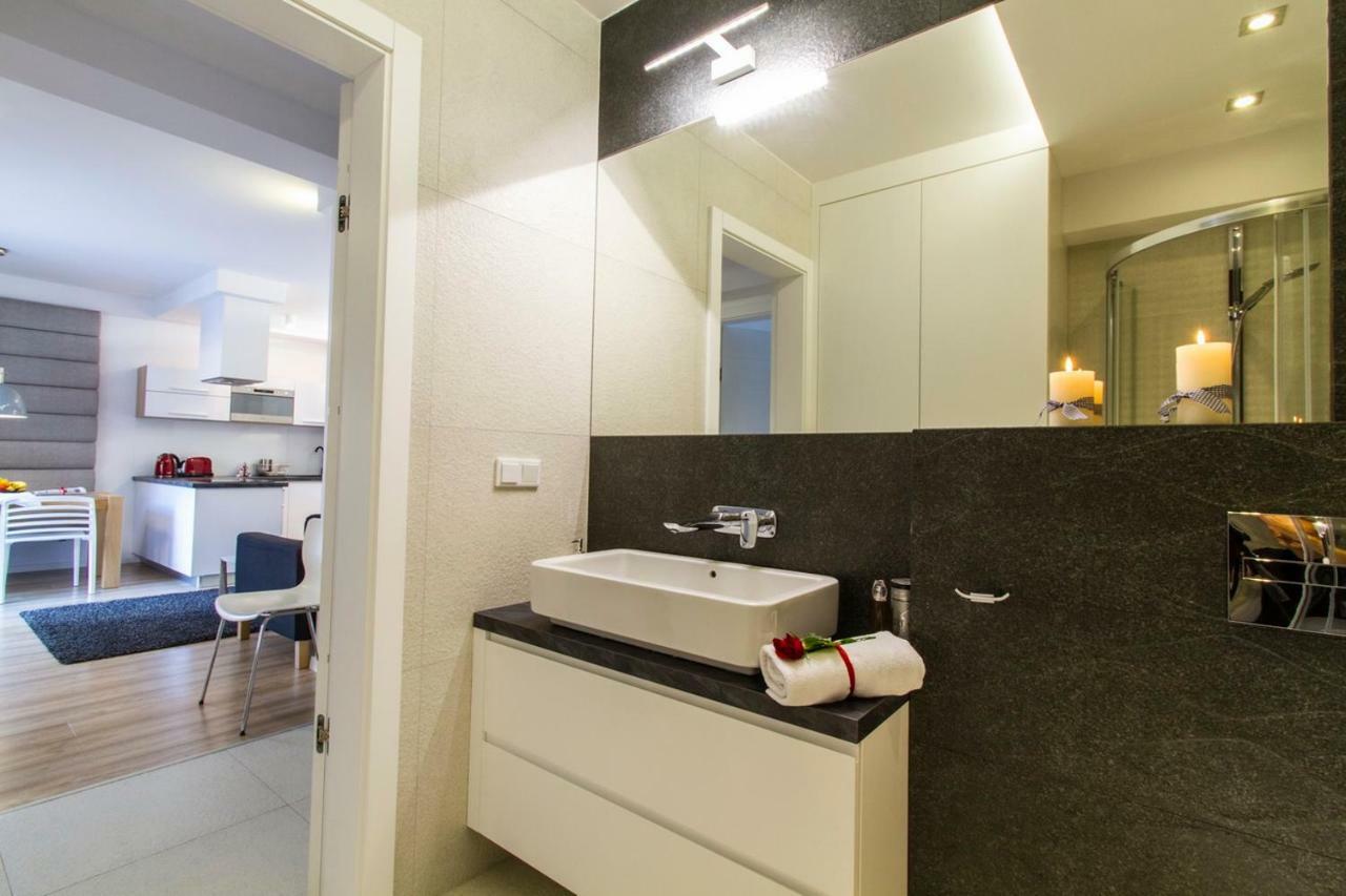 Apartament Pajo I -Rezydencja Tatry--Grota Solna--Taras--Garaz Podziemny ซาโกปาเน ภายนอก รูปภาพ